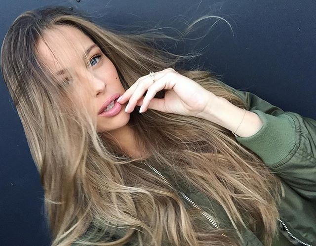 Mathilde Gøhler Selfie Pictures Mathilde Gøhler taking a selfie