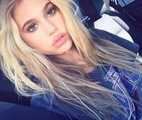 Meredith Mickelson taking a selfie