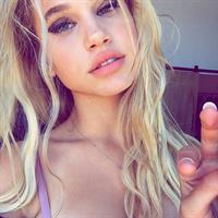 Meredith Mickelson taking a selfie