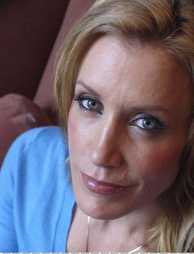 Felicity Huffman Photoshoot in blue shirt