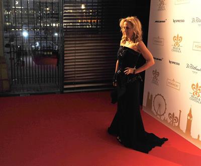 Gillian Anderson Relais & Chateau's 'Diner des Grands Chefs London (April 22, 2013) 