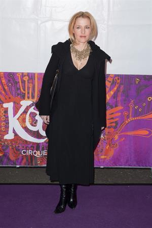 Gillian Anderson - Cirque Du Soleil's Kooza 1/8/13  