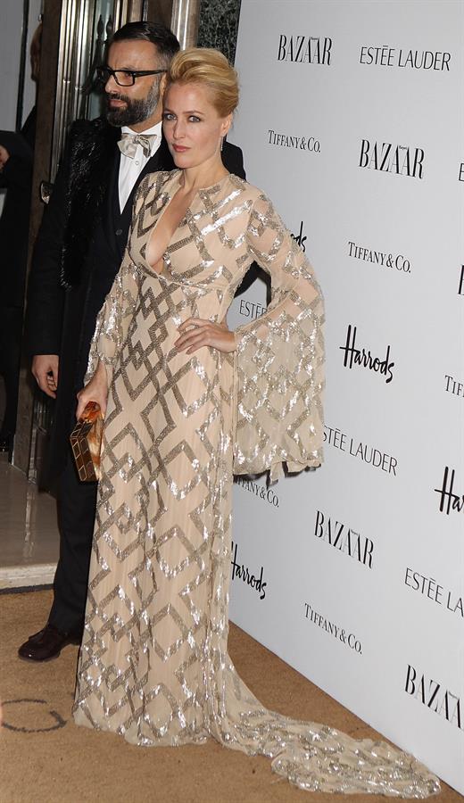 Gillian Anderson  Harper’s Bazaar Women of the Year Awards in London - October 31, 2012 
