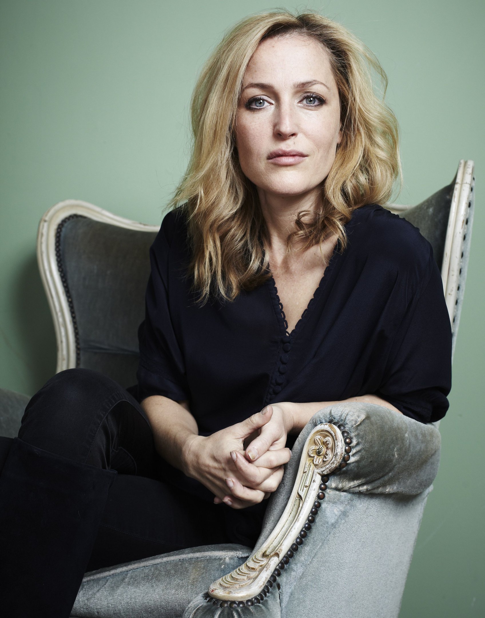 Gillian Anderson Pictures Gillian Anderson Jamie Baker Photoshoot 2012