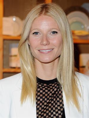 Gwyneth Paltrow Book signing at Williams-Sonoma in Beverly Hills on Apr. 5, 2013 