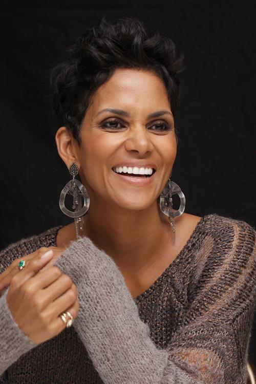 Halle Berry - Cloud Atlas Press Conference At The Beverly Hills Hotel 2012