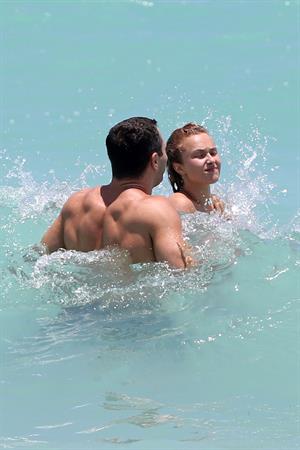 Hayden Panettiere 53Bikini candis at Miami Beach 12.05.13 