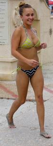 Hayden Panettiere - Bikini candids in Miami 9/1/13
