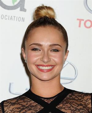 Hayden Panettiere 23rd annual Environmental Media Awards - Burbank - October 19, 2013 