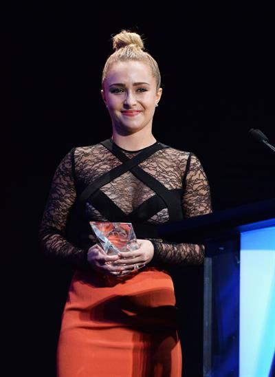Hayden Panettiere 23rd annual Environmental Media Awards - Burbank - October 19, 2013 
