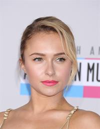 Hayden Panettiere American Music Awards (November 18, 2012) 