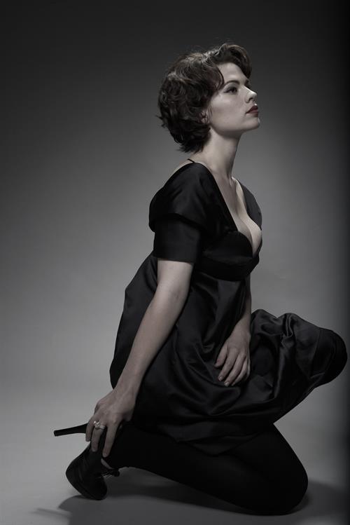 Hayley Atwell - Jillian Edelstein Photoshoot 2007