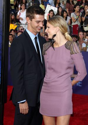 Heather Morris - Premiere Of Glee The 3D Concert Movie - August 6, 2011