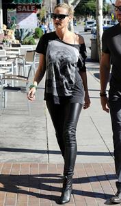 Heidi Klum Grocery shopping in Brentwood