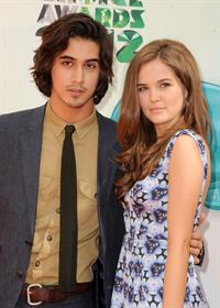 Zoey Deutch 25th annual Kids Choice Awards 3/31/12 