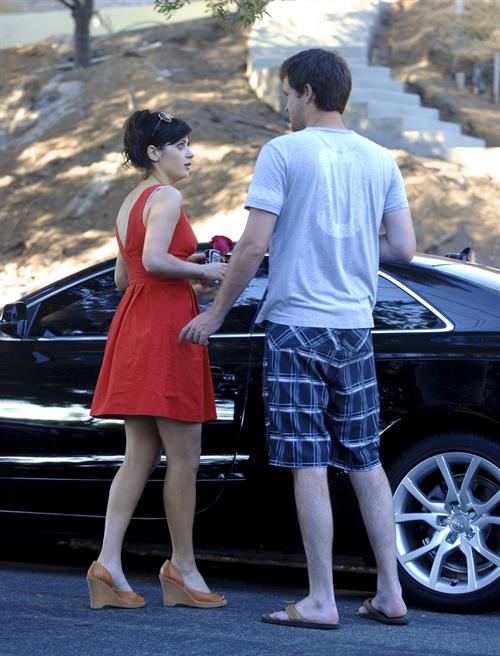 Zooey Deschanel Pictures Zooey Deschanel - O&A in Los Angeles - August 5, 2012