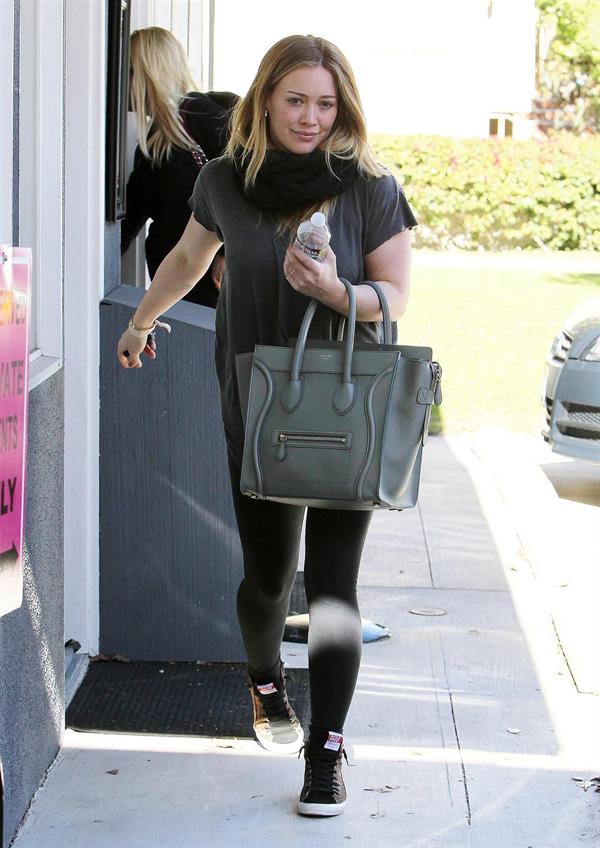 Hilary Duff – leaving pilates class in LA 1/15/13  
