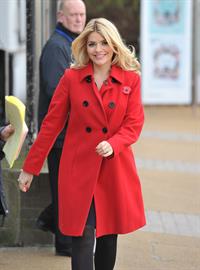 Holly Willoughby 'This Morning' London - November 6, 2012