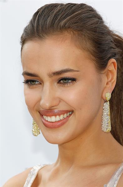 Irina Shayk Grisogono photocall at Cannes film festival on May 22, 2012