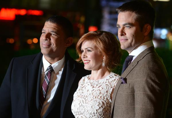 Isla Fisher  Rise Of The Guardians  UK Premiere (November 15, 2012) 