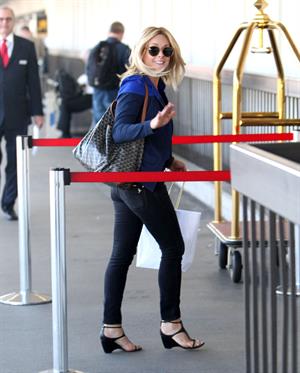 Jane Krakowski arrives at LAX Airport - September 24, 2012 