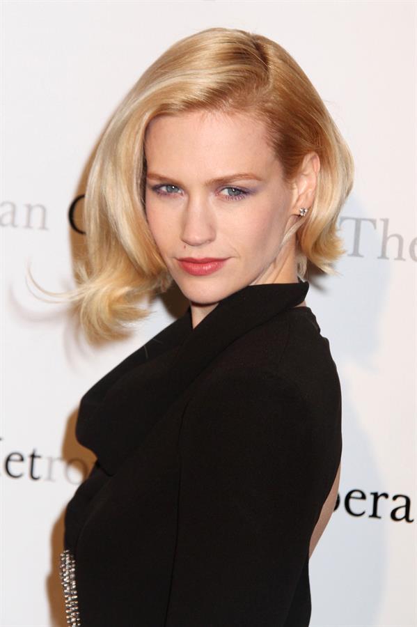 January Jones Metropolitan Opera Gala Premiere of Manon in New York on March 26, 2012 