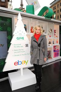 Jennie Garth eBay & Actress Jennie Garth Open 'The eBay Toy Bo' Pop-Up Store in NYC (Dec 6, 2012) 