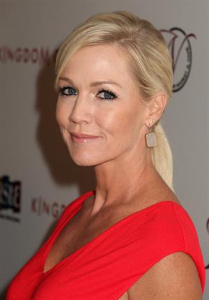 Jennie Garth  Kingdom Come  - Los Angeles Premiere (Oct 2, 2012) 