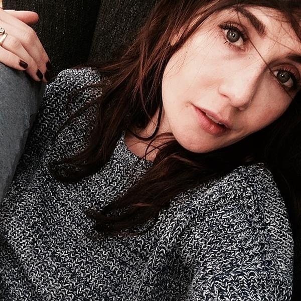 Carice van Houten taking a selfie