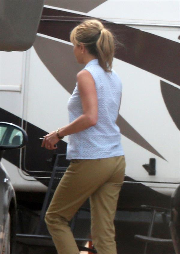 Jennifer Aniston set of 'We're the Miller' in NM 9/24/12 