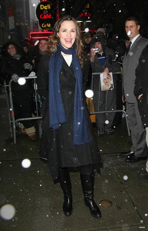 Jennifer Garner arriving at the Good Morning America Studios in New York City February 10, 2010