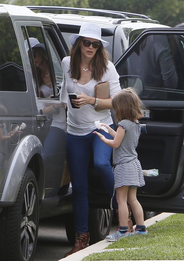 Jennifer Garner Takes daughter Seraphina Affleck to private party in Brentwood (April 28, 2013) 