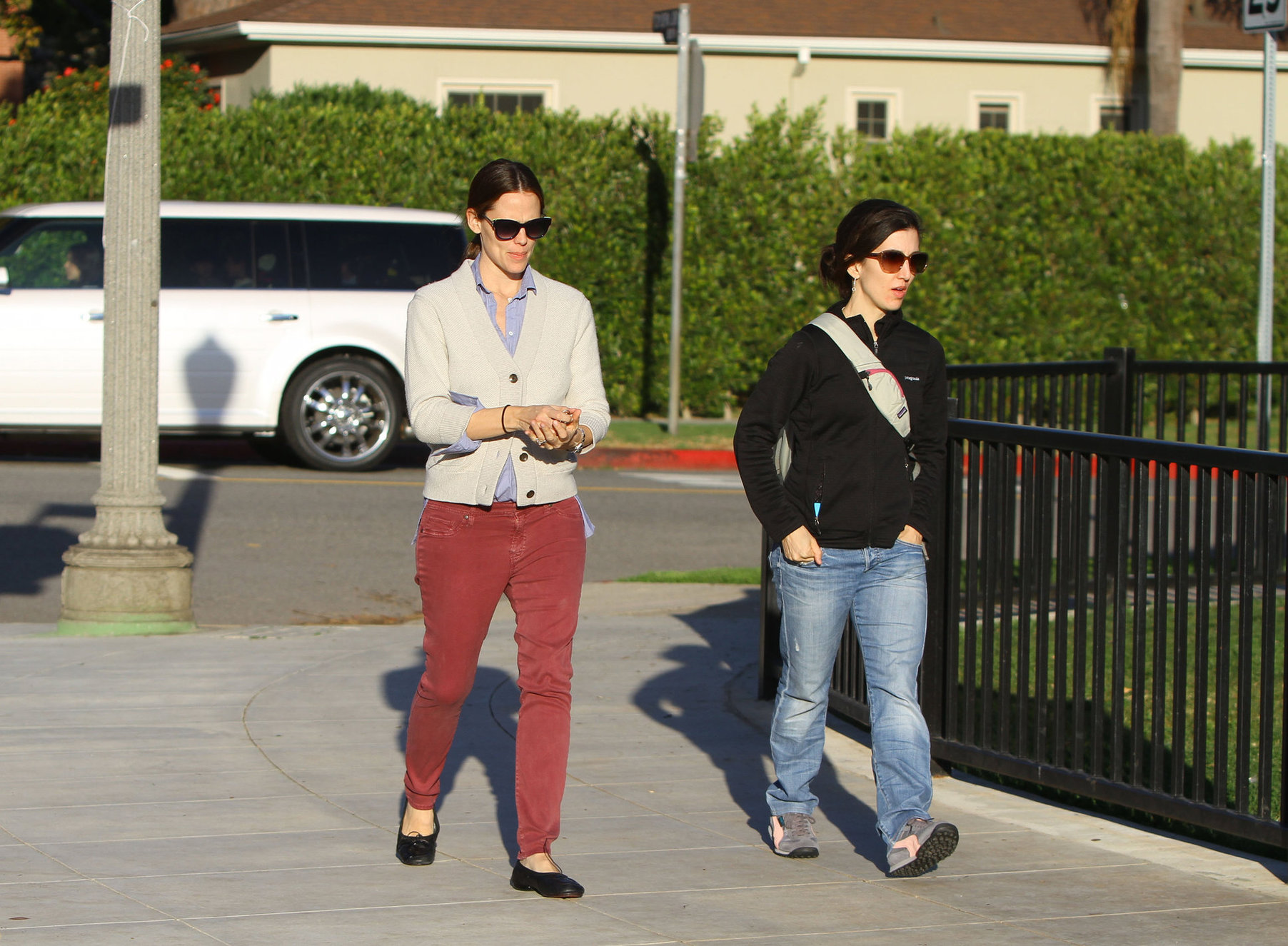 Jennifer Garner - Spotted in Los Angeles on January 30, 2013