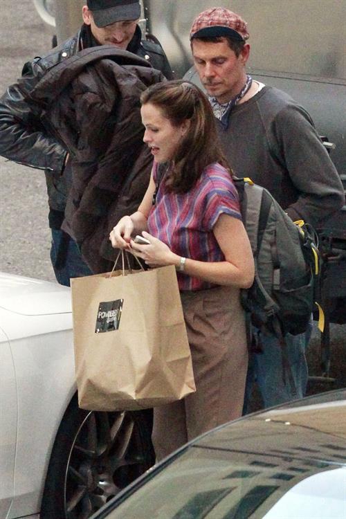 Jennifer Garner Filming 'Dallas Buyers Club' in New Orleans (November 15, 2012) 