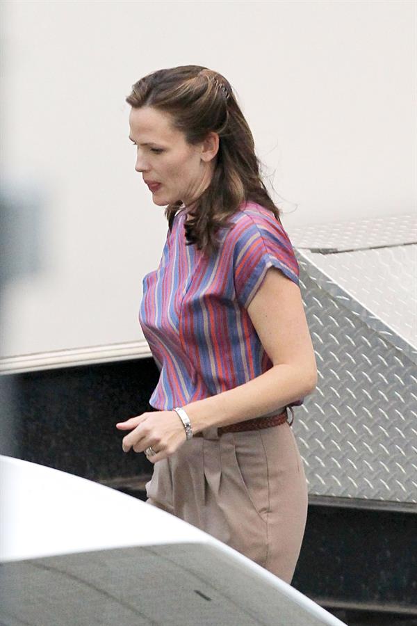 Jennifer Garner Filming 'Dallas Buyers Club' in New Orleans (November 15, 2012) 