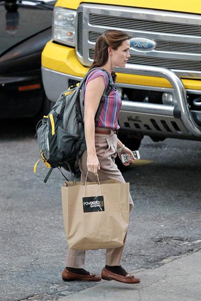 Jennifer Garner Filming 'Dallas Buyers Club' in New Orleans (November 15, 2012) 