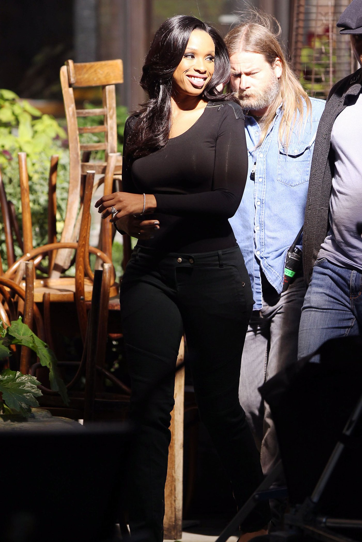 Jennifer Hudson Films a Weight Watcher commercial in Los Angeles (November 16, 2012) 