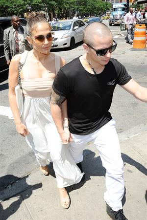 Jennifer Lopez dinner at Bubbys in New York City on July 24, 2012
