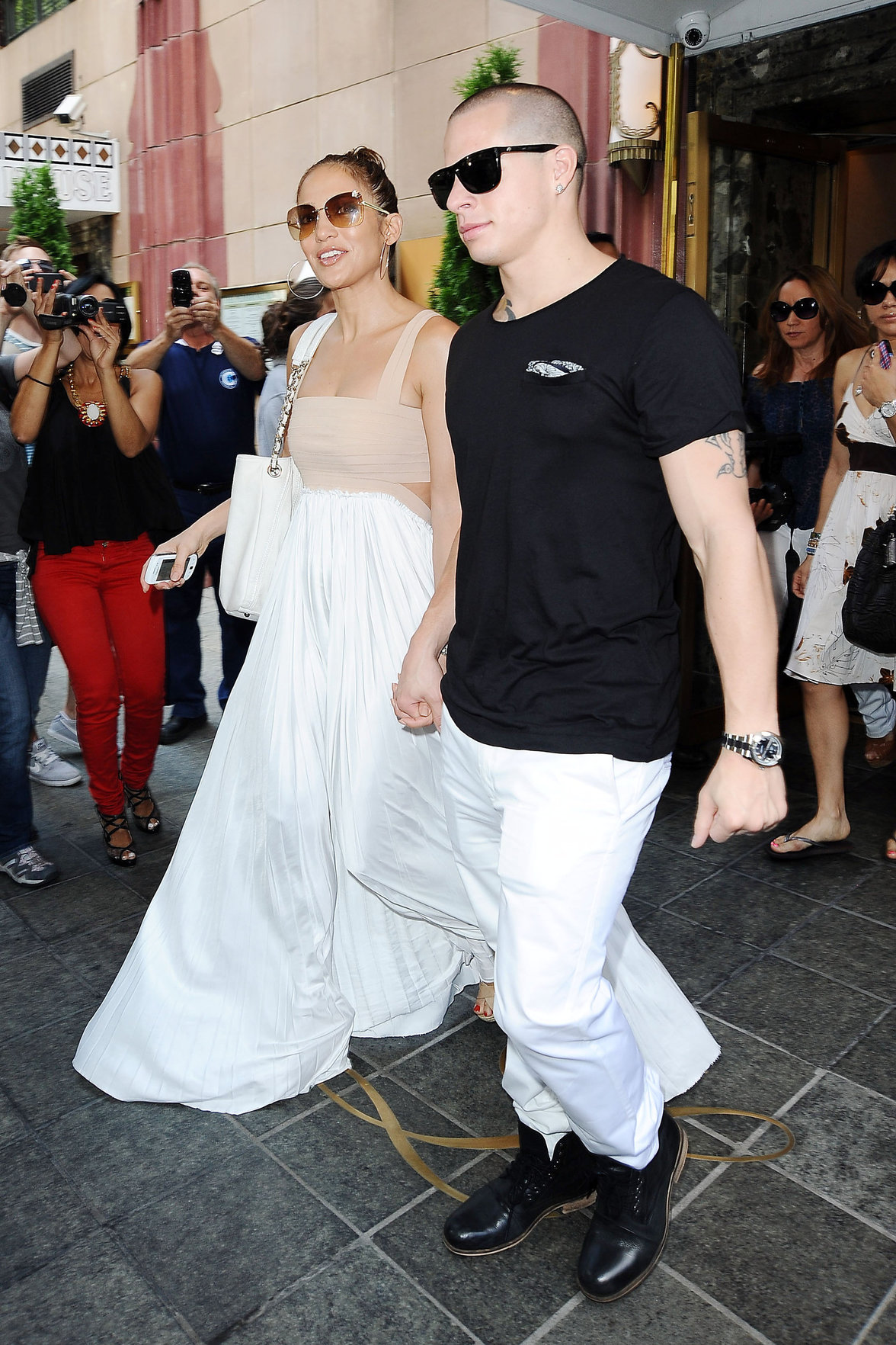 Jennifer Lopez dinner at Bubbys in New York City on July 24, 2012