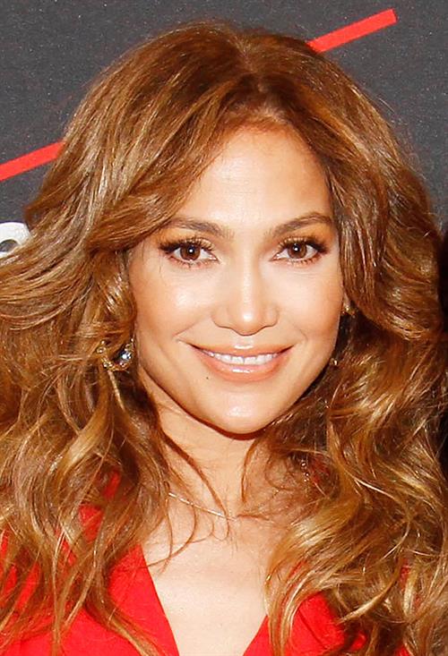 Jennifer Lopez Verizon Wireless meet Jennifer Lopez Flyaway Contest in Santa Monica on January 26, 2013