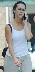 Jennifer Love Hewitt out for a hike in Santa Monica 8/7/12 