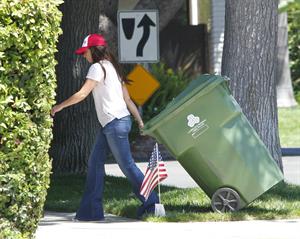 Jennifer Love Hewitt - brings in her trash can and checks her mail outside her house June 28, 2012