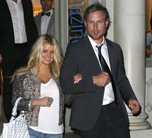 Jessica Simpson out with boyfriend in New York on May 21, 2011 