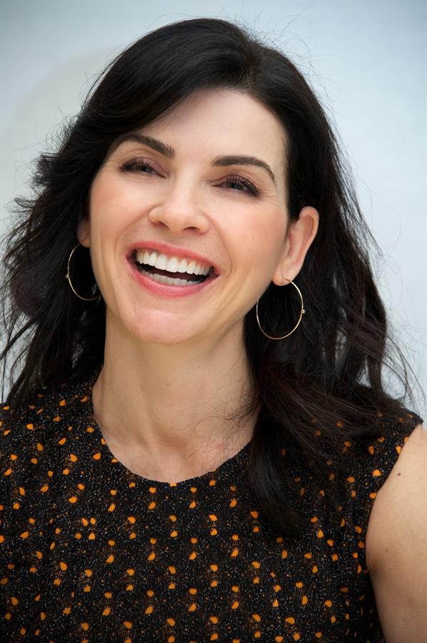 Julianna Margulies  The Good Wife  Press Conference (Sep 24, 2012) 