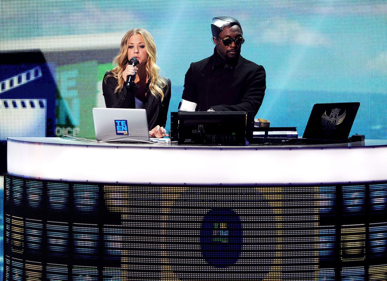 Kaley Cuoco 2011 at the Teen Choice Awards on August 7, 2011