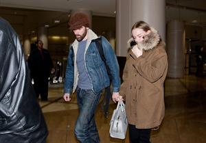 Kate Bosworth Arrives at Los Angeles International Airport (04.02.2013) 