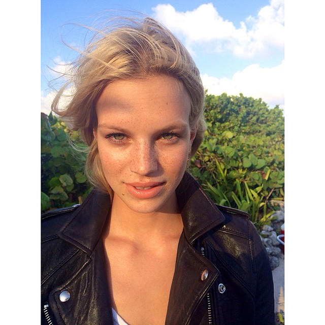 Nadine Leopold taking a selfie