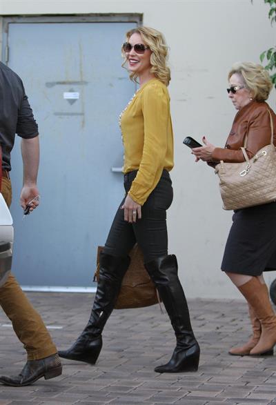 Katherine Heigl got lunch with her mom and Josh Kelly to celebrate her birthday, in Beverly Hills November 24, 2012 