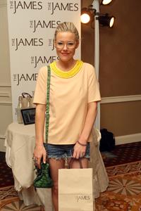 Kathleen Robertson HBO Luxury Lounge In Honor Of The 64th Primetime Emmy Awards (September 22, 2012) 