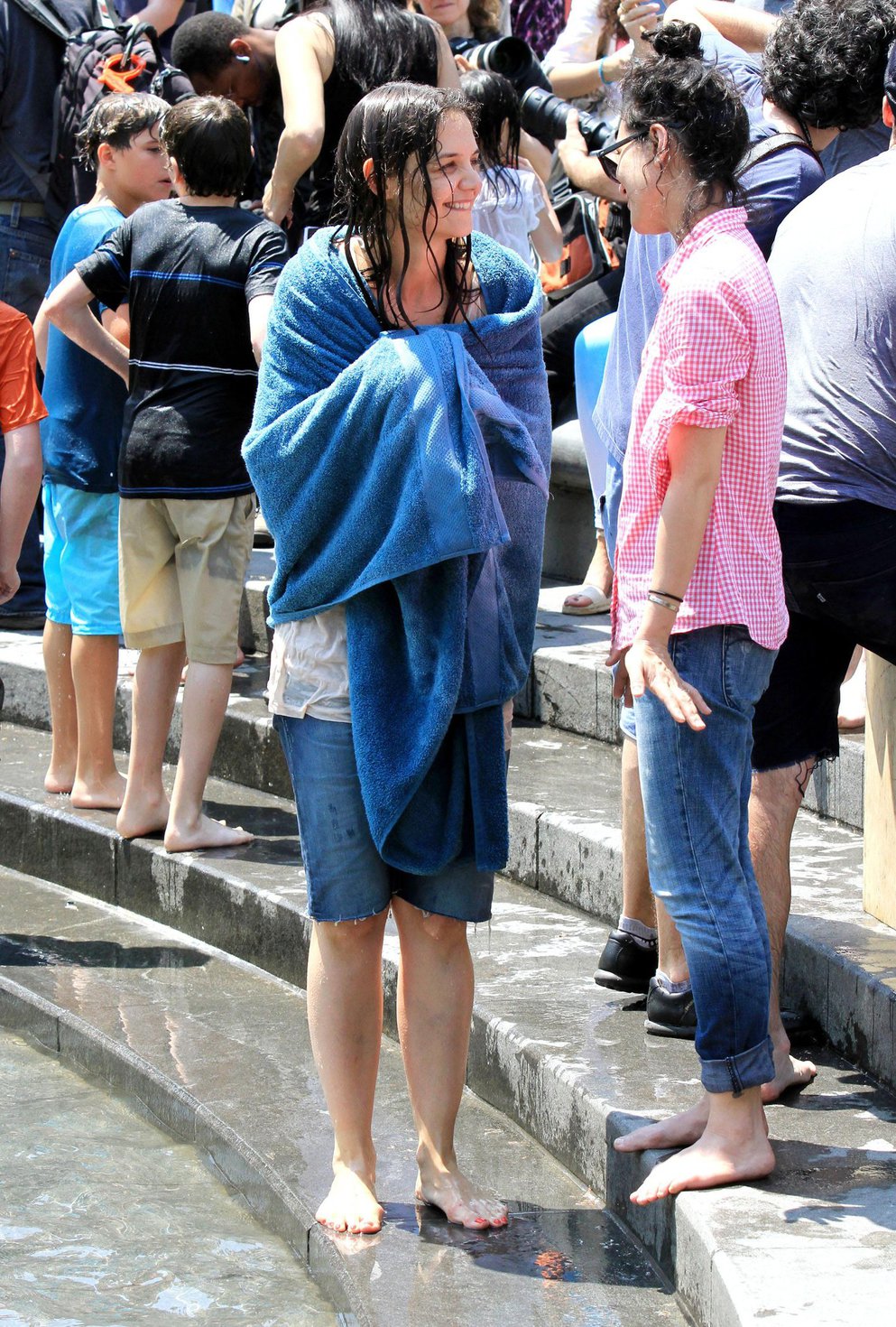 Katie Holmes Films  Mania Days  in Washington Square Park (May 21, 2013) 